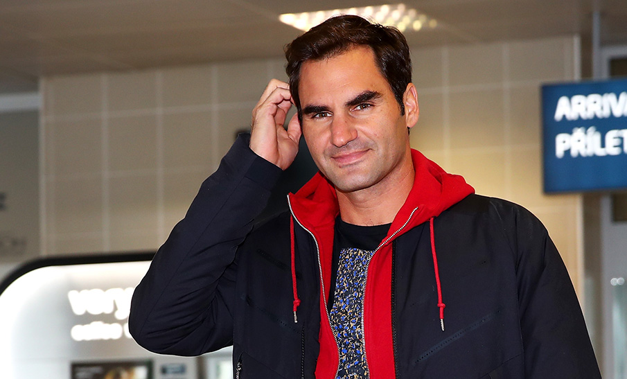 Roger Federer arrives