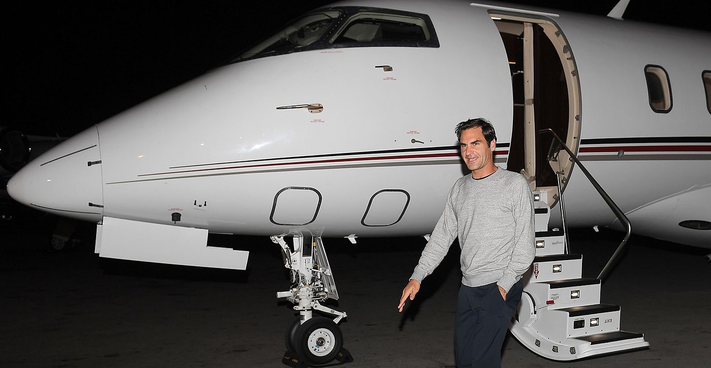 Roger Federer lands