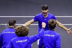 Carlos Alcaraz becomes a Laver Cup champion. Photo by Gerald Matzka/Getty Images