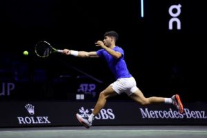 Carlos Alcaraz at his first practice session with Team Europe at Uber Arena. Photo by Clive Brunskill/Getty Images