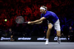 Alexander Zverev pulls out all stops to extract a victory on Sunday. Photo by Clive Brunskill/Getty Images