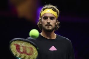 Stefanos Tsitsipas looks on during Team Europe practice. Photo by Maja Hitij/Getty Images