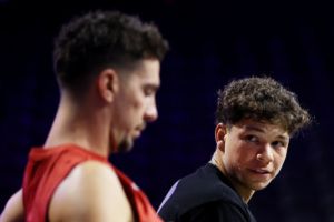 Ben Shelton of Team World looks on towards Thanasi Kokkinakis. Photo by Maja Hitij/Getty Images