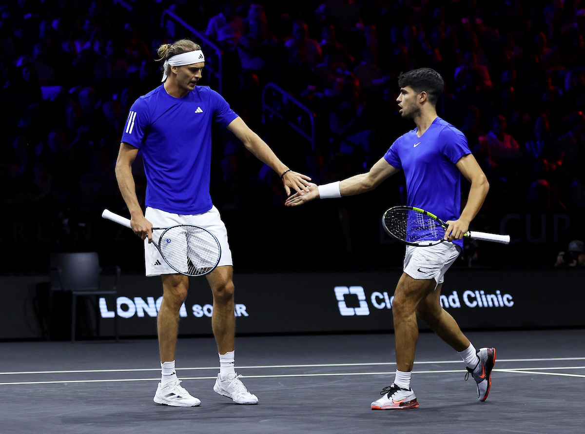 The new Team Europe pairing of Alexander Zverev and Carlos Alcaraz fell in straight sets to Team World's Fritz and Shelton. Photo by Maja Hitij/Getty Images 