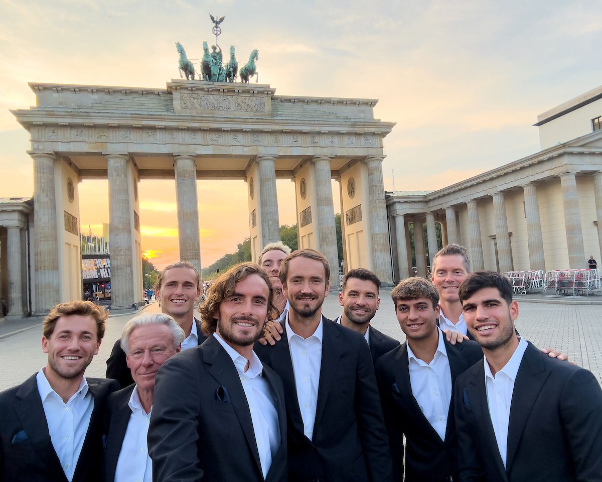 Team Europe pose in front of Brandenburg Gate. Photo by Clive Brunskill/Getty Images 