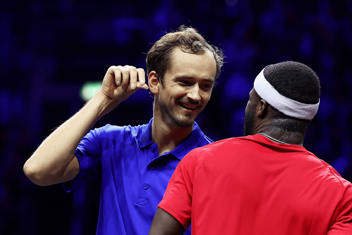 Daniil Medvedev seasons the match against Frances Tiafoe with a little salt. 