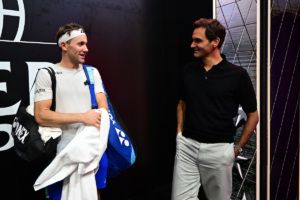 Team Europe's Casper Ruud catches up with former teammate Roger Federer: Photo Ben Solomon/Laver Cup