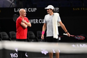 Andre Agassi has a word to his youngest player, Brazilian Joao Fonseca. Photo: Ben Solomon/Laver Cup