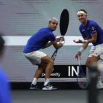 Carlos and Casper: Making a point.