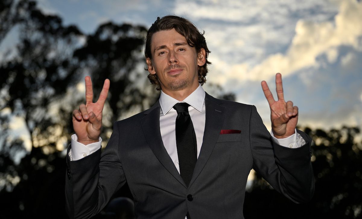 SAN FRANCISCO, CALIFORNIA - SEPTEMBER 17: Alex De Minaur of Team World poses during the Laver Cup iconic photo shoot prior to the start of the Laver Cup 2025 at Chase Center on September 17, 2025 in San Francisco, California. (Photo by Eakin Howard/Getty Images for Laver Cup) Laver Cup 2025 – Previews