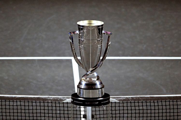 The Laver Cup can only be touched with gloves, with the exception of those who have won it. 
