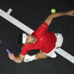 Taylor Fritz takes aim