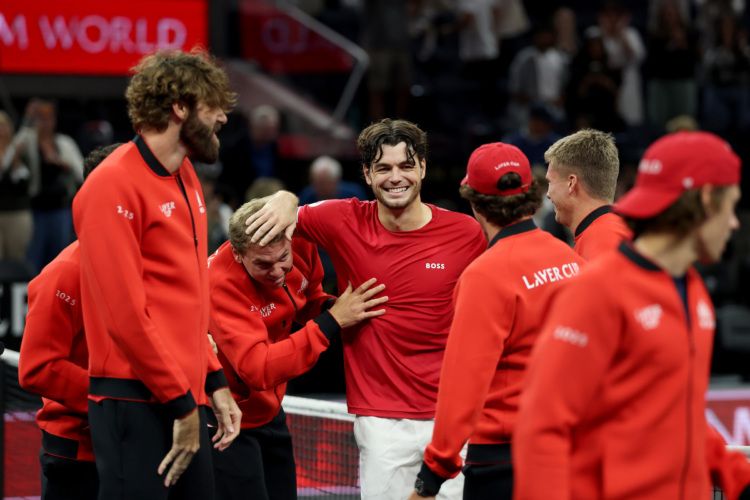 Taylor Fritz celebrates his victory over Zverev to seal the Laver Cup for Team World.