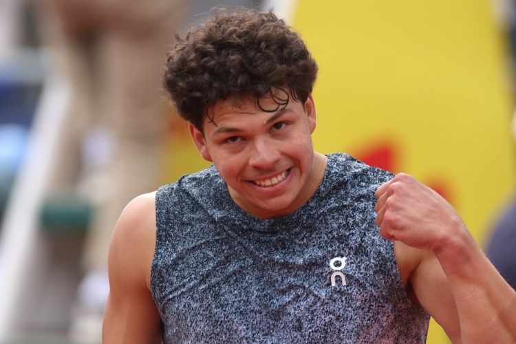 Ben Shelton celebrates victory at the Munich Open in April, marking his second title on clay and first at the ATP-500 level. 