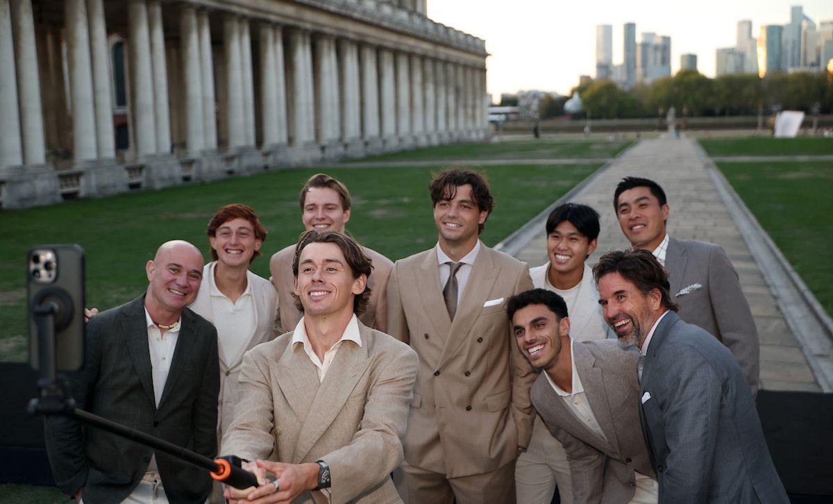 LONDON, ENGLAND - SEPTEMBER 23: Andre Agassi, Captain of Team World, Patrick Rafter, Vice Captain of Team World, Alex de Minaur, Taylor Fritz, Alexander Bublik, Learner Tien, Brandon Nakashima, Francisco Cerundolo and Ignacio Buse of Team World pose for a team selfie at the Old Royal Naval College ahead of Laver Cup 2026 on September 23, 2026 in London, England. (Photo by Luke Walker/Getty Images for Laver Cup) Laver Cup 2026 – Previews