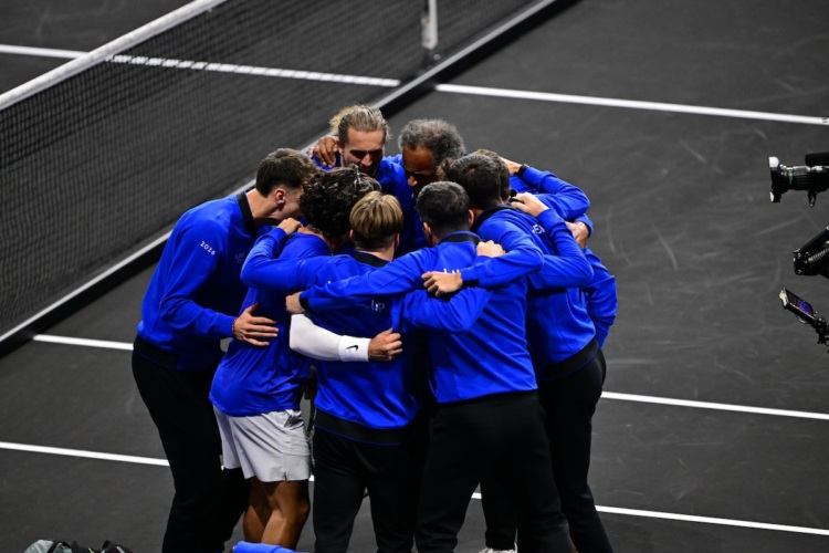 Team Europe celebrates Carlos Alcaraz's victory over Taylor Fritz on Saturday night. 