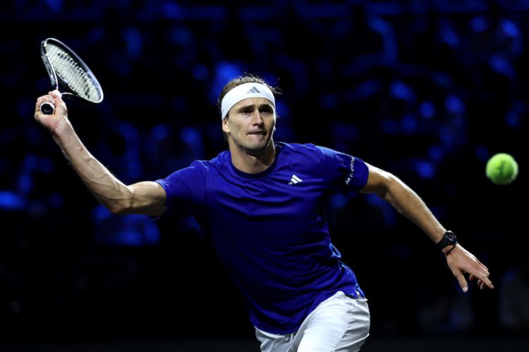 Team Europe's Alexander Zverev began his match against De Minaur in full control until the Australian found a way to put pressure on the German.